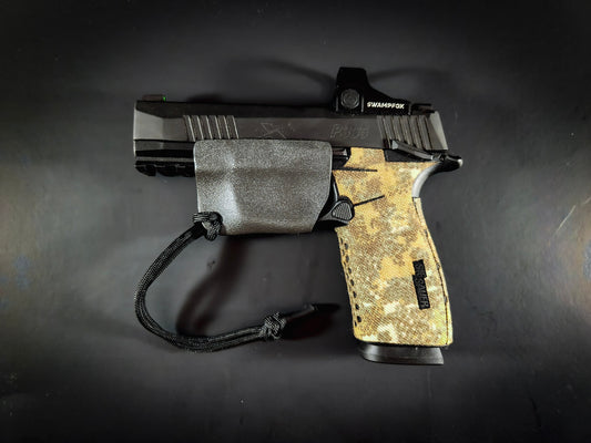 Titan Tactical OD Green Sig Sauer XMacro Trigger Guard with paracord pull custom Kydex holster